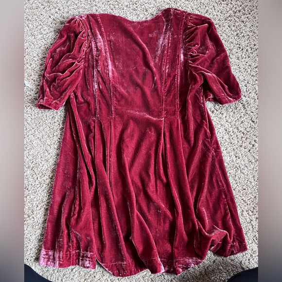 FREE PEOPLE velvet tunic size medium - Picture 4 of 6